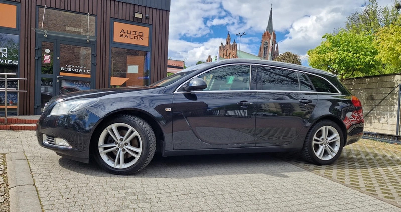 Opel Insignia cena 28900 przebieg: 165000, rok produkcji 2011 z Sosnowiec małe 667